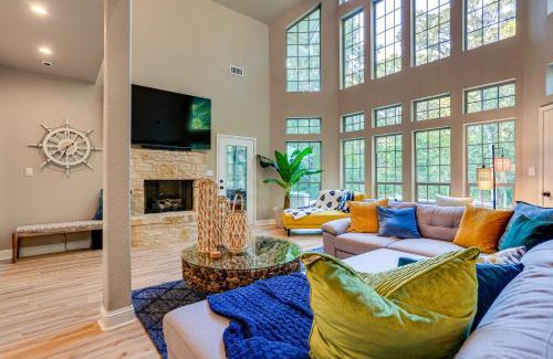 Gober House | Lake Bonham Home Epic Family Getaway!