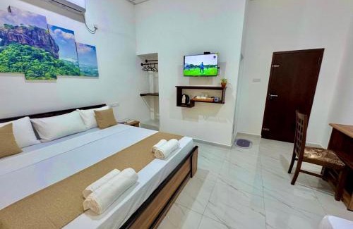 Anuradhapura House | Lake Breeze Villa
