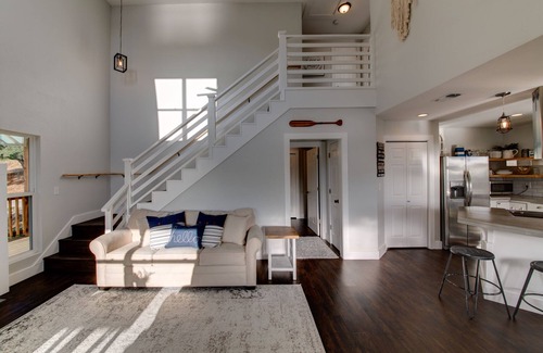 Burnet House | Lake Buchanan Waterfront Getaway