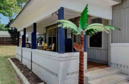 Pottsboro House | Lake Bungalow-Pet friendly- Highport Marina