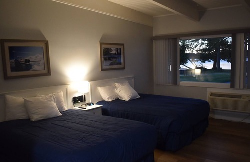 Cadillac Hotel | Lake Cadillac Resort