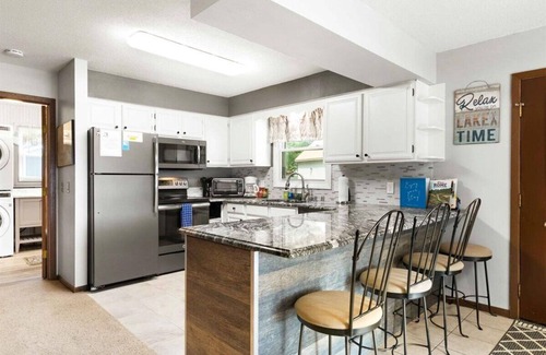 Nekoosa House | LAKE CAMELOT HOME WITH PONTOON RENTAL, MINUTES FROM SAND VALLEY GOLF RESORT - PET FRIENDLY