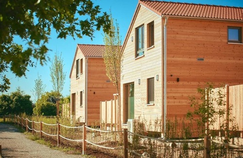 Steinberg am See Apartment | Lake chalet (62sqm) with lake view and sauna