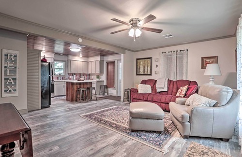 Prien Cottage | Lake Charles Home: 1 Mi to Public Boat Launch