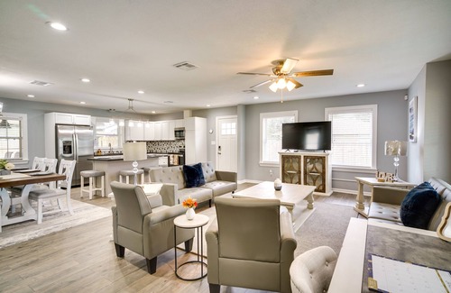 Lake Charles House | Lake Charles Home w/Gas Grill & Fenced-In Yard!