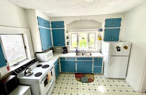 East Jordan House | Lake Charlevoix Family Resort ~ 3 Houses ~ Perfect Retreat For Families!