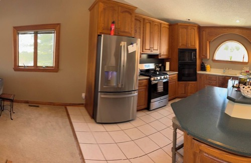 East Jordan House | Lake Charlevoix View- 10 Acre Private Retreat, Sleep from 2- 8 persons.