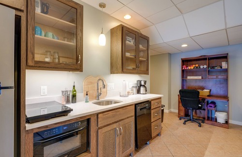 Hayesville Apartment | Lake Chatuge Apt w/Boat Dock in Hayesville!