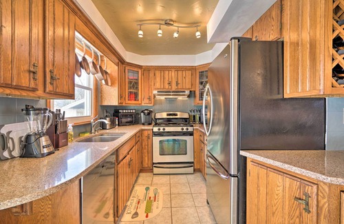 Bemus Point House | Lake Chautauqua Home < 1/2 Mile to Town & Water
