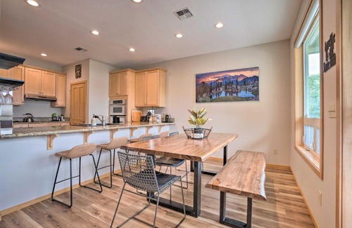 Manson House | Lake Chelan Home with Boat Dock and Slip