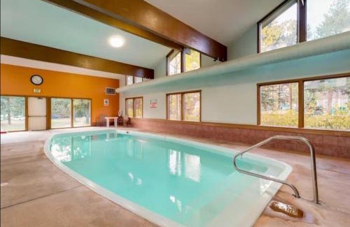 Dillon Apartment | Lake Cliffe A101 by Great Western Lodging