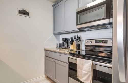 Walden on Lake Conroe Condo | Lake Conroe Condo: Patio & Water Views