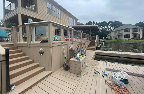 Montgomery Resort | Lake Conroe, Lake House Fun in Paradise.