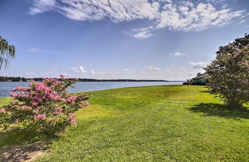 April Sound House | Lake Conroe Retreat Near Boardwalk and Dining!