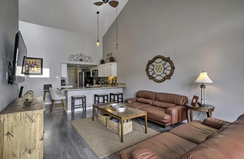 April Sound House | Lake Conroe Retreat Near Boardwalk and Dining!