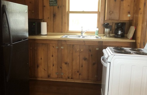 Hayward Cottage | Lake Cottage on Round Lake, Hayward, WI