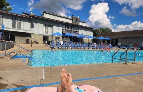 Bronston Condo | Lake Cumberland getaway at beautiful Woodson Bend Resort near Somerset, Kentucky