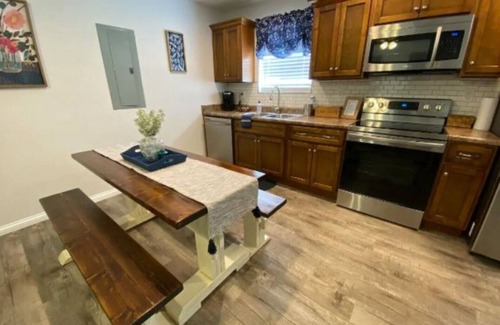 Nancy Cabin | Lake Cumberland "Lake Daze Cabin" near Clearwater
