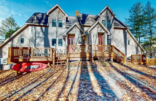 Thayerville House | Lake Daze