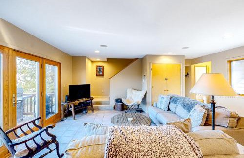 Thayerville House | Lake Daze