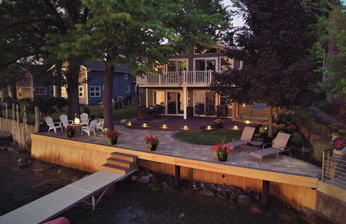 Canandaigua House | Lake Effect - Lake Front Living, close to restaurants, shopping and CMAC