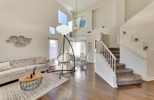 Lake Elsinore House | Lake Elsinore Home with Pool - 44 Mi to Disneyland!