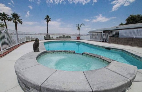 Lakeland Village House | Lake Elsinore Lakehouse