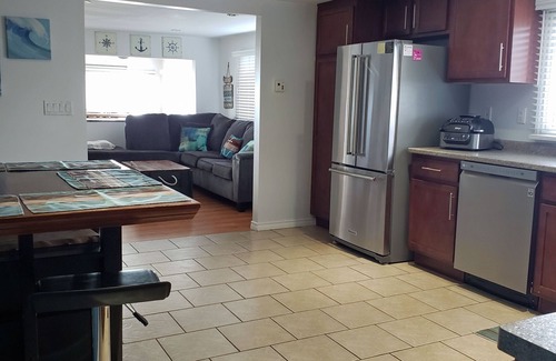 Levergood Beach Cottage | Lake Erie Escape Cottage - escape and explore