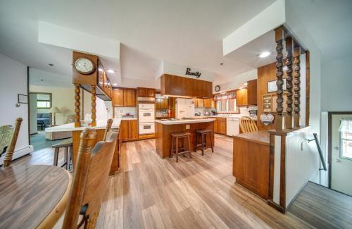 Conneaut House | Lake Erie Getaway with Private Pool and Yard!