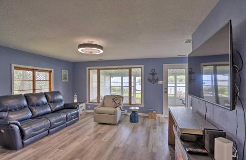 Shoreland House | Lake Erie Waterfront Home with Sunroom and Yard!