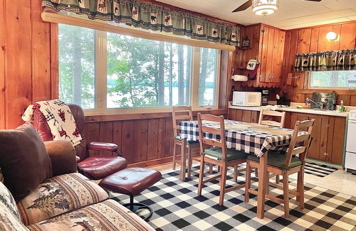 St Germain Cabin | Lake Escape Cottage on Pickerel Lake Can Sleep 6