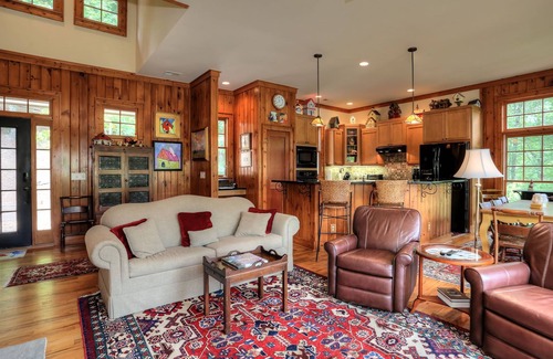 Big Canoe House | Lake Escape - Lounge with Scenic Lake Views!