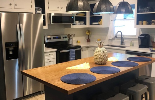 Mount Gilead House | Lake Escape on Lake Tillery/Gated Community/High Speed Internet