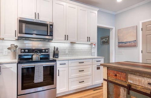 Sherrills Ford House | Lake Escape's Paradise Point
