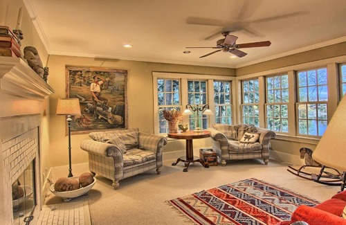 Charlevoix House | Lake Escape