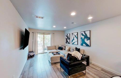 Horseshoe Bay House | Lake Escape
