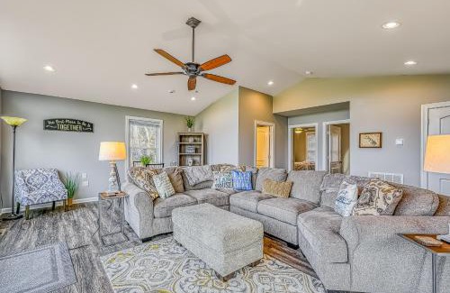 Aspen Hill House | Lake Escape