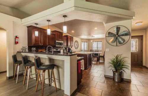 Lake Havasu City House | Lake Escape with Heatable Pool & Spa