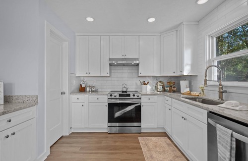 Burgaw House | Lake Fontanel 52 Acre Private Lake Side Retreat