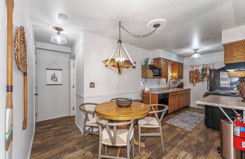 Eagle River Condo | Lake Forest Resort – Relax on a Pristine Sandy Beach in the Northwoods!