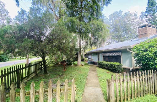 DeLand Apartment | Lake Forest Retreat