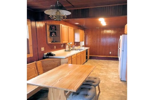West Branch Cottage | Lake Front 3 Bedroom Cottage with Dock