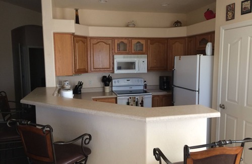 Arizona City House | Lake Front 4 Bedroom Snowbird Favorite- Close to Golf, Pickle Ball & Skydiving!