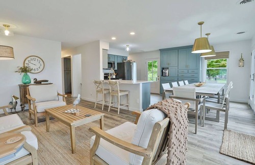 North Webster House | Lake Front Boondoggle - Dog Friendly