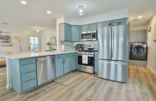 North Webster House | Lake Front Boondoggle - Dog Friendly