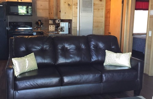 Sunrise Beach Cabin | Lake Front Cabin Sleeps up to 8 MM13