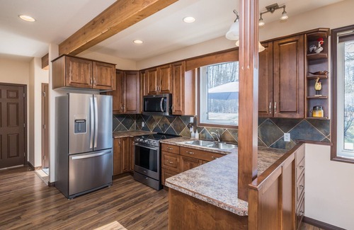 Westerose Cabin | Lake front cabin w/hot tub & firepit, close to The Village at Pigeon Lake.