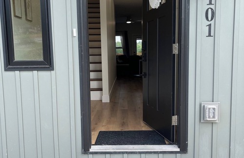 Lancaster Condo | Lake Front Condo - Herrington Lake Lancaster