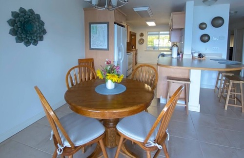 Polson Condo | Lake Front Condo - You’ll never want to leave! Licensed. Air conditioned.