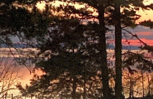 Shelbyville Cottage | Lake Front Cottage